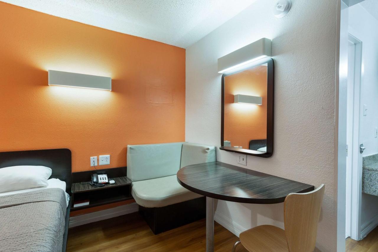 Motel 6-Houston, Tx - East Luaran gambar